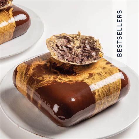 Order Tout Chocolate Cake Online - La Folie