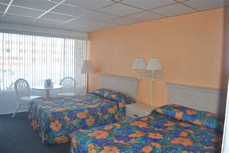TANGIERS RESORT MOTEL (Wildwood Crest) - Motel Reviews, Photos, Rate ...