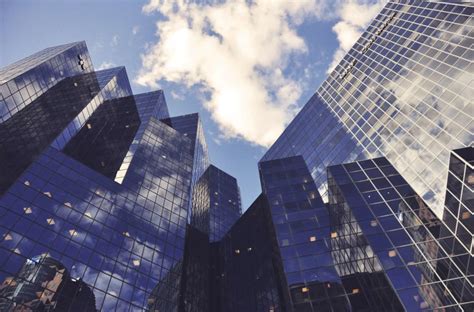 BtoBの意味とは？BtoC・CtoCとの違い・特徴・企業例を紹介 | プログラミングスクールならテックキャンプ