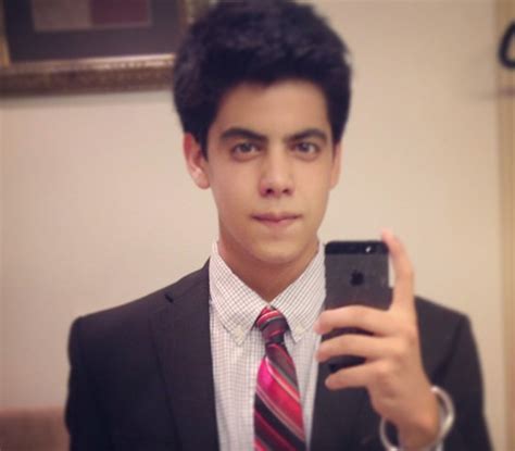 Shah Rukh Khan Helped This Guy Ask A Girl To Prom In The Most Amazing Way