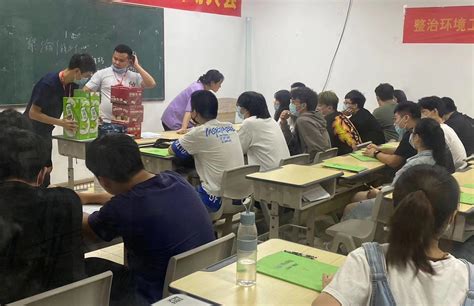 学者：中国补教业转型艰难 部分地区变相清零 | 教培机构转型 | 营改非 | 新唐人中文电视台在线
