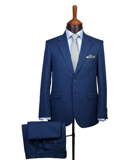 Informal Cloth 的图像结果