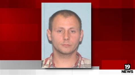 Northeast Ohio man wanted on parole violation; reward available