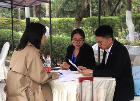 重庆外语外事学院2023级新生（含专升本）入学报到工作顺利完成-新华网重庆频道