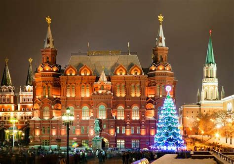 Новый год в Москве 2025: мероприятия, туры, где встретить