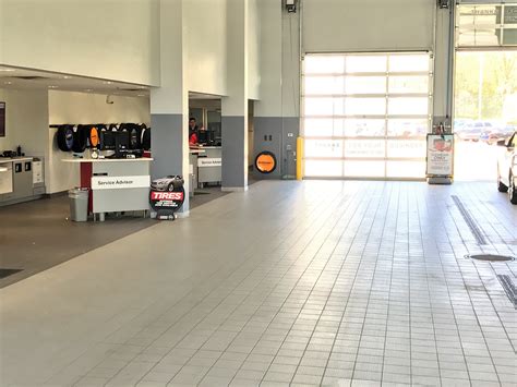 Gandrud Nissan - Green Bay, WI | Cars.com