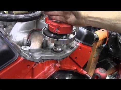 Chevy 350 Distributor Install 的图像结果