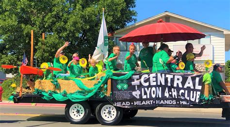 2022 FairRodeo Parade Aug 20 (22) – Pizen Switch Times