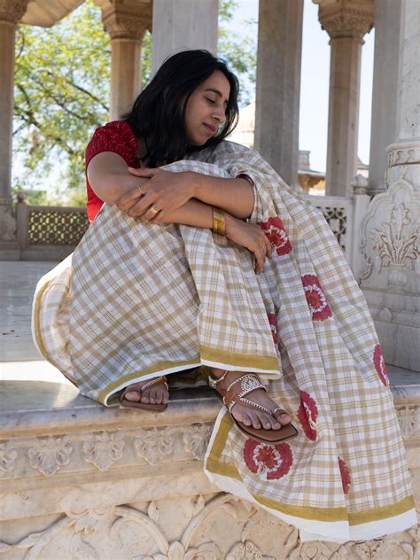 Gingham- Mulmul Saree – Thehumrahastore