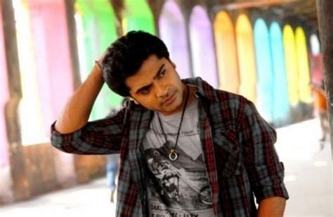 Simbu Anirudh beep song controversy: STR breaks his silence, claims he ...