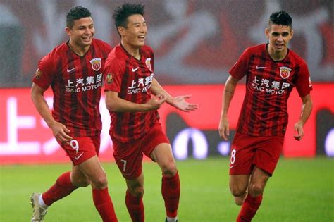 图文：[中超]河南1-1北京 周刚判罚点球-搜狐体育