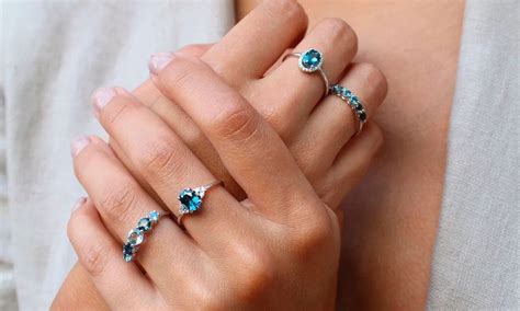 Anillos de on sale compromiso de lujo