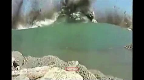 Exploding Lake 的图像结果