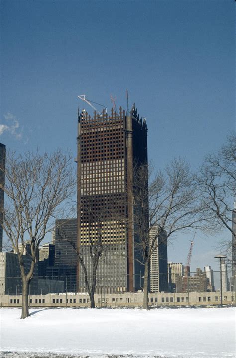 Aon Center, Chicago, under construction in 1972 : r/evilbuildings