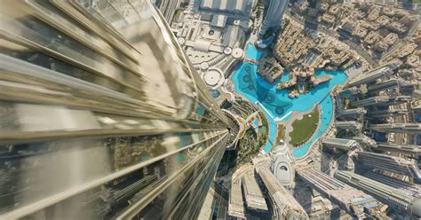 World-Class Building Top View 的图像结果