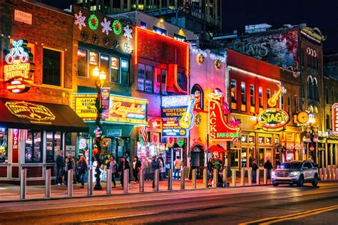 Nashville for New Year's Eve is the most sensationally dizzying trip of ...