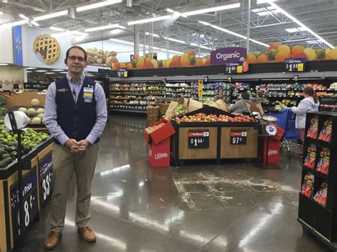 Arlington Walmart Supercenter unveils $4 million remodel | Marysville Globe