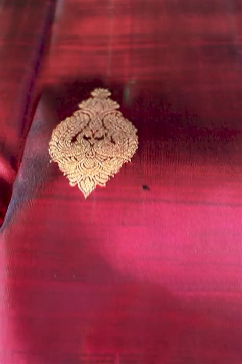 Ineffable Wine Soft Banarasi Silk Saree With Gratifying Blouse Piece ...