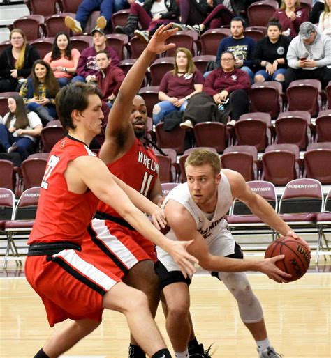 Fairmont State men's basketball ranked No. 20 in NABC Coaches Poll ...