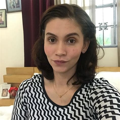 Elegan Usia 41 & Bahagia Jadi Isteri Jurutera, Julia Ziegler Seronok ...