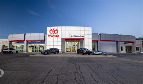 AutoNation Toyota Libertyville | New & Used Toyota Dealer IL
