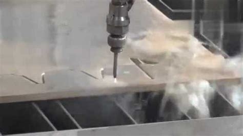 水切割工作原理，它是如何做到削铁如泥的_腾讯视频