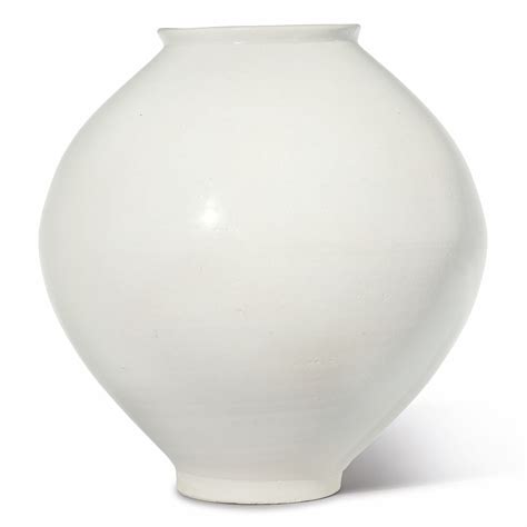 A luminous white moon jar, Korea, Joseon dynasty, 18th century | 朝鮮王朝 ...
