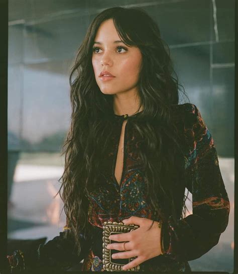 Jenna Ortega is absolutely stunning : r/jerkofftoceleb