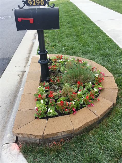 Mailbox Flower Garden Ideas