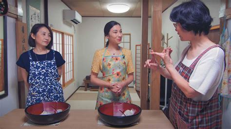 Learning How to Make Udon From Scratch in Tokyo