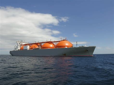 Q-Max LNG Carrier Delivers Commissioning Cargo to Hainan LNG Terminal ...