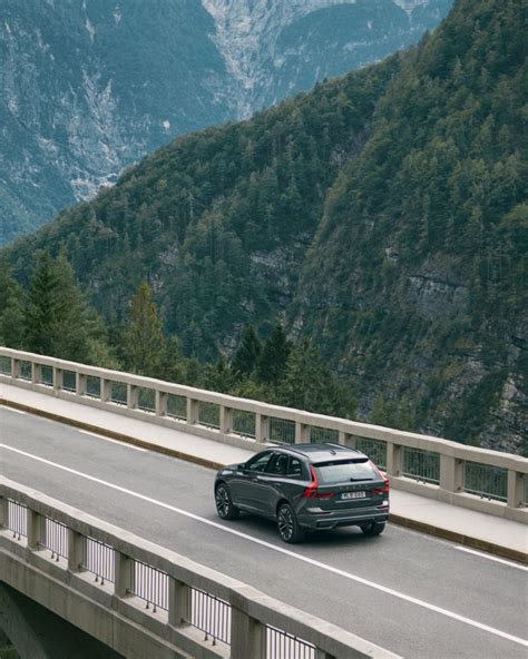 Volvo XC60 | SUV mild hybrid de dimensiuni medii | Volvo Cars România