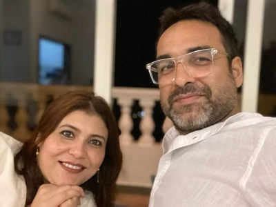 Pankaj Tripathi celebrates 17 years of togetherness with wife Mridula ...