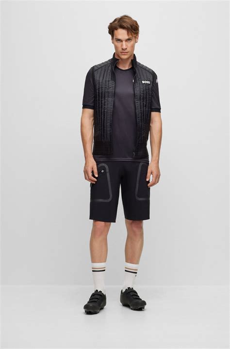 BOSS - BOSS x ASSOS regular-fit cargo shorts with branding - Black