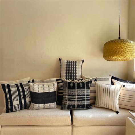 Buy Cotton Pillow Covers, Cushions & Bed Throws Online Shopping in Ind ...