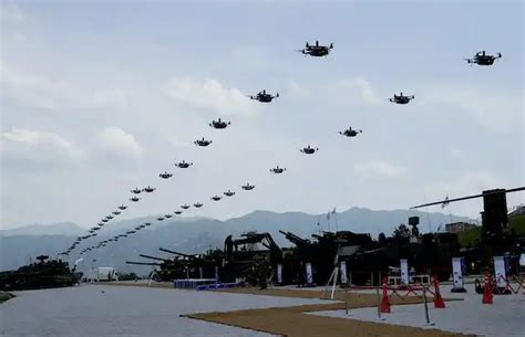 Advanced Military Robots 的图像结果