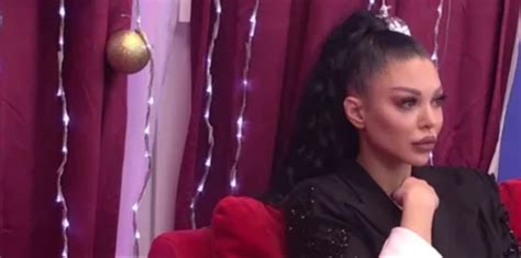 Maja Marinković van sebe nakon Janjuševog ulaska: Skamenjeno gleda u ...