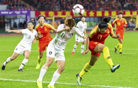 CCTV5现场直播！揭幕战：中国女足VS韩国，进军奥运已无路可退_腾讯新闻