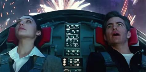 10 Important Details In Wonder Woman 1984 Trailer