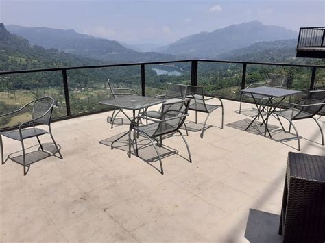 OAK RAY TEA BUSH RAMBODA - Hotel Reviews, Photos, Rate Comparison ...