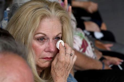 Remains of US soldiers killed in Korean War arrive in Hawaii - Photos ...