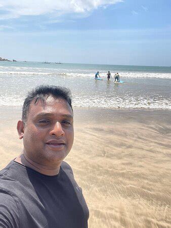 Srilanka tour Guide DG - Colombo | Tripadvisor