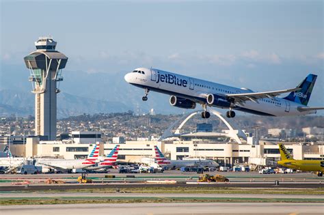 JetBlue Passengers Reportedly Kicked Out Of Airport As Flight Was ...