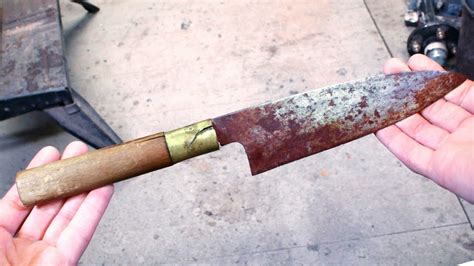 How To Clean A Rusty Knife? - WD40 India