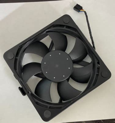 Image result for Alienware 17R5 Fans
