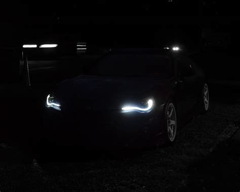 Download wallpaper 1280x1024 car, headlights, night, dark standard 5:4 ...