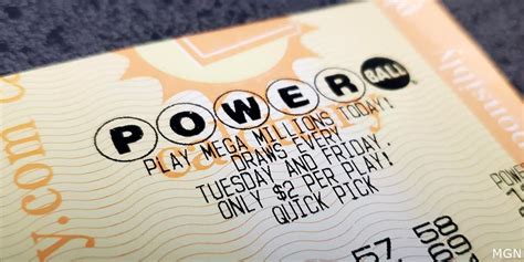 Burgaw man wins $100,000 Powerball prize