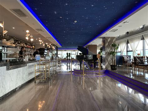 贵州省兴义市汇金中心顶楼云顶观景餐厅 - 餐饮空间 - 王飞龙设计作品案例