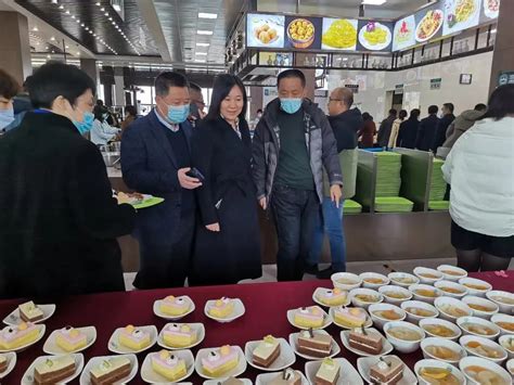后勤保障处饮食服务中心为全校女教师庆祝“妇女节”-吉林农业大学后勤保障处