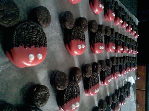 Image result for Mickey Mouse Oreo Tutorial